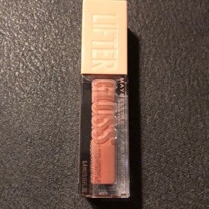 Maybelline lifter gloss in 004 silk 3/15